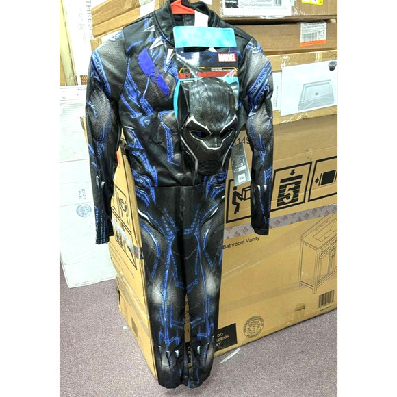 Disney Other - Marvel Black Panther Light Up Costume Kids Boys Black Size 7 - 8 Years old kids